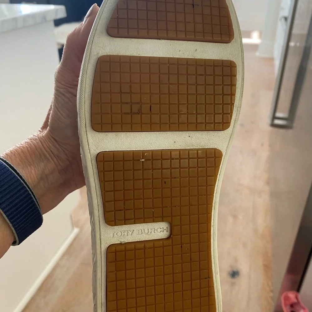 Tory Burch Ladybug White Leather Sneakers size 8.5 - Picture 11 of 11